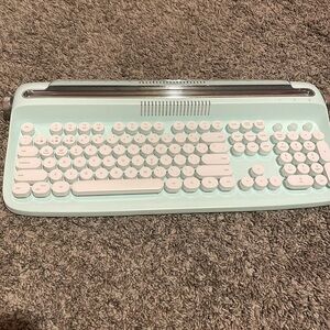 type writer keyboard